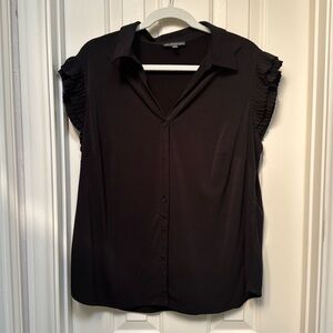 Ruffle sleeve short button down